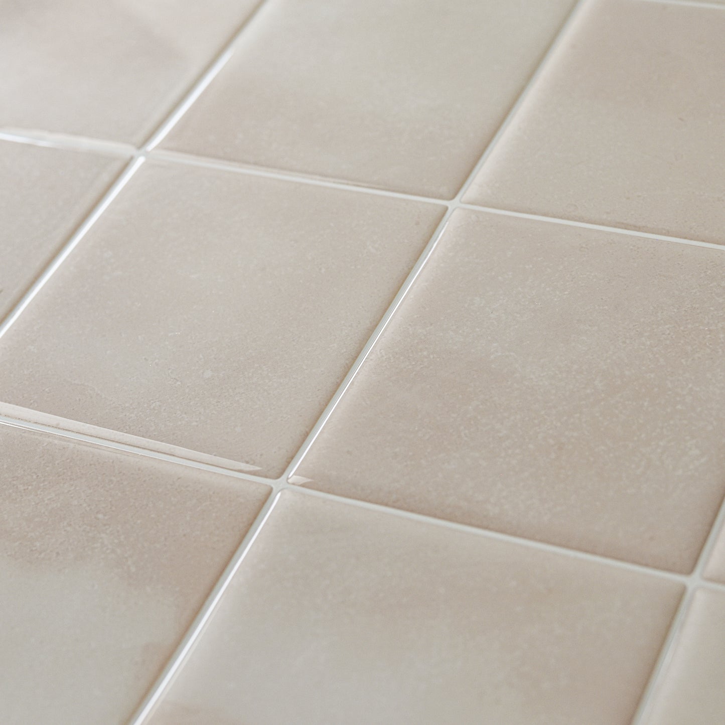 Classic Square – Ivory Cream